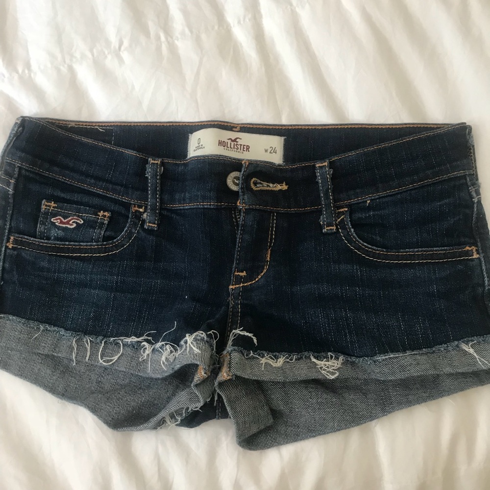 Dark wash low rise denim shorts